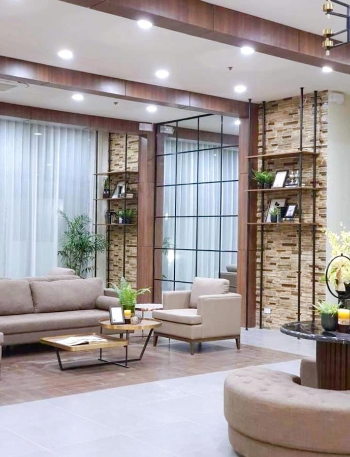 Luxury Suites At Brenthill Baguio City Buitenkant foto
